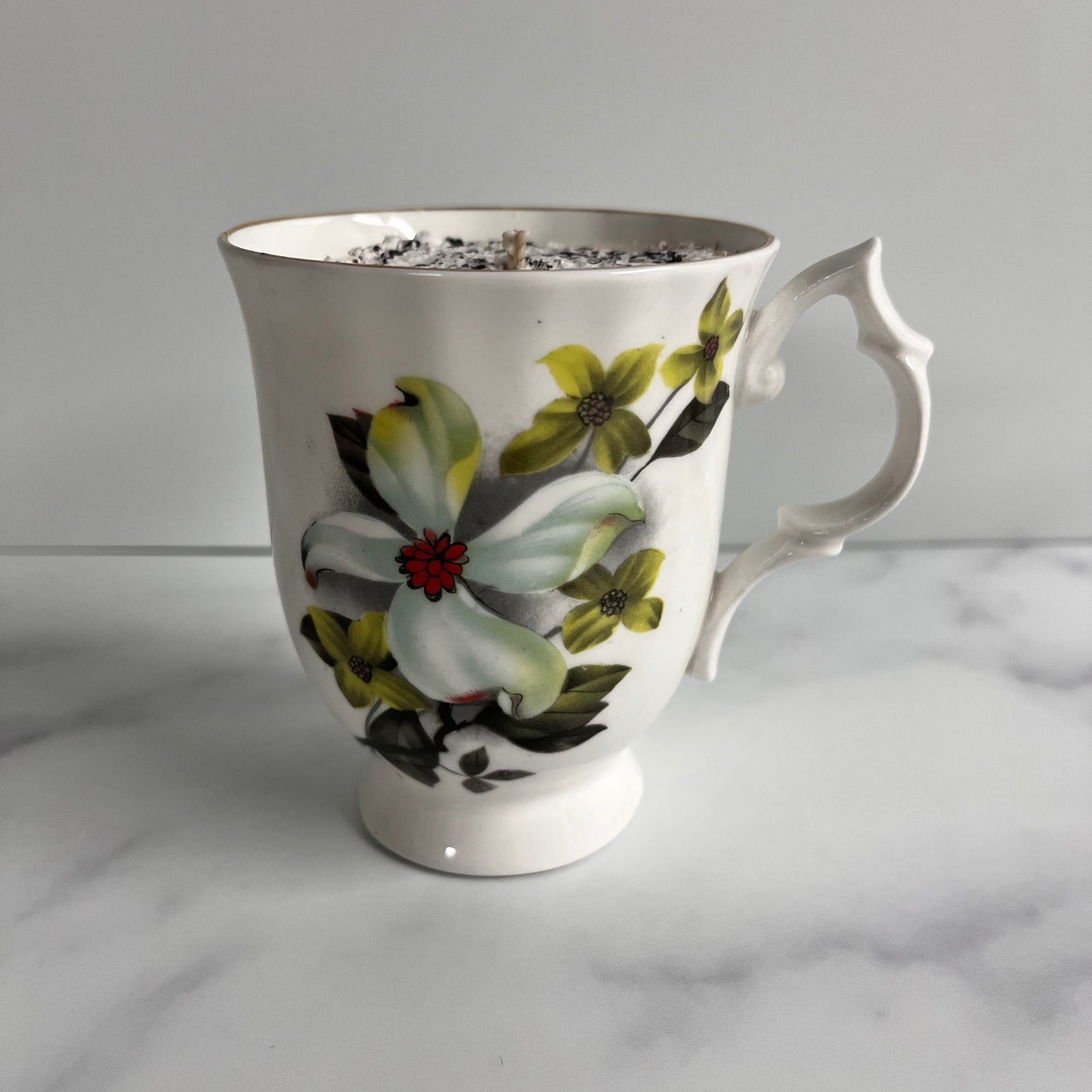 Magnolia Motif Teacup - Mary Todd Lincoln